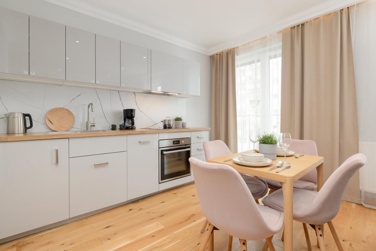 Apartament Z Tarasem W Centrum Swinoujscia By Noclegi Renters Swinoujscie Ngoại thất bức ảnh