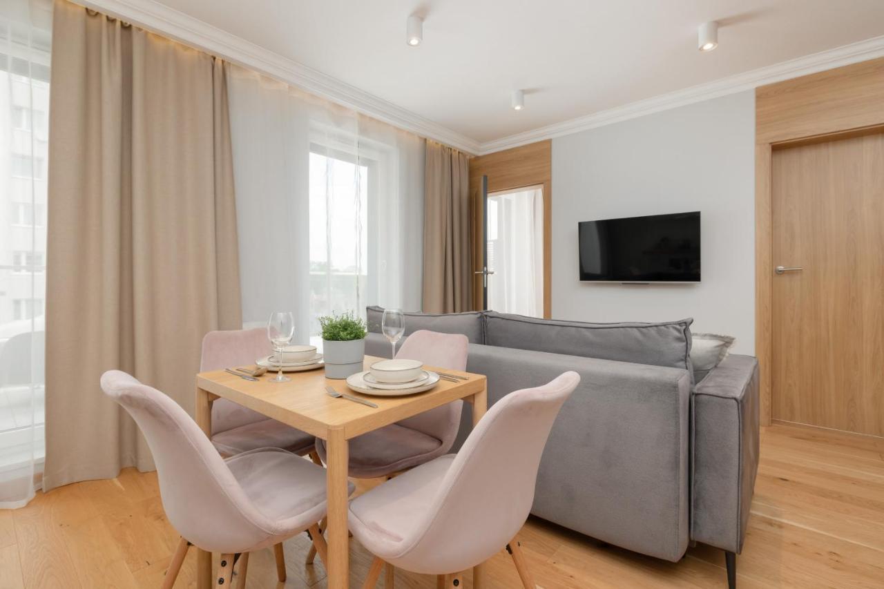 Apartament Z Tarasem W Centrum Swinoujscia By Noclegi Renters Swinoujscie Ngoại thất bức ảnh