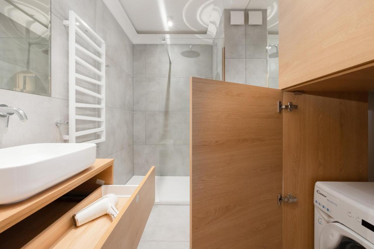 Apartament Z Tarasem W Centrum Swinoujscia By Noclegi Renters Swinoujscie Ngoại thất bức ảnh